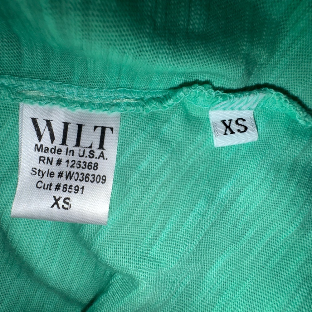 Wilt 100% Cotton V-Neck Tee Spearmint Green Made in USA Women’s XS NWT - Picture 9 of 12